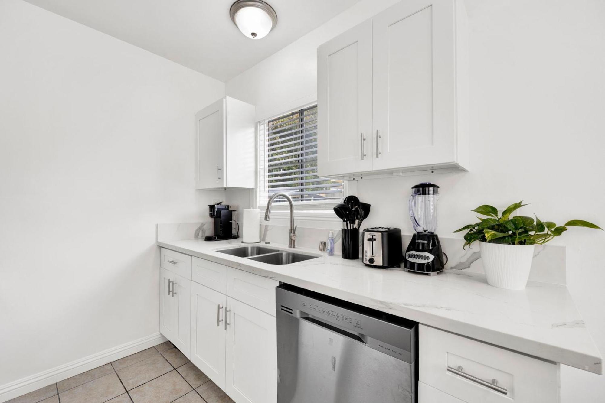 Cozy Elegant Oasis With Parking Apartamento *